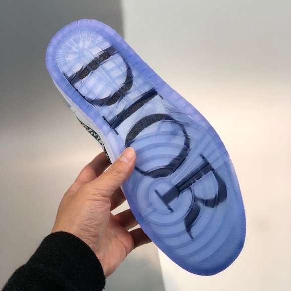 New Nike retro running shoes for men